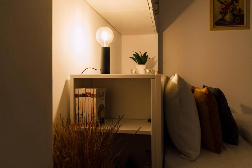Studio With Private Terrace Next To Cismigiu Boekarest Buitenkant foto
