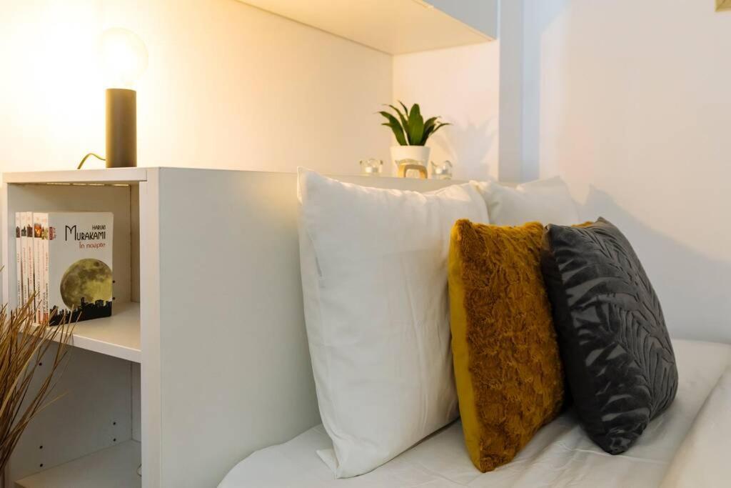 Studio With Private Terrace Next To Cismigiu Boekarest Buitenkant foto